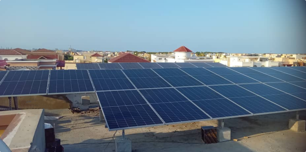 Complete solar hybrid energy system 30kw for villa power supply